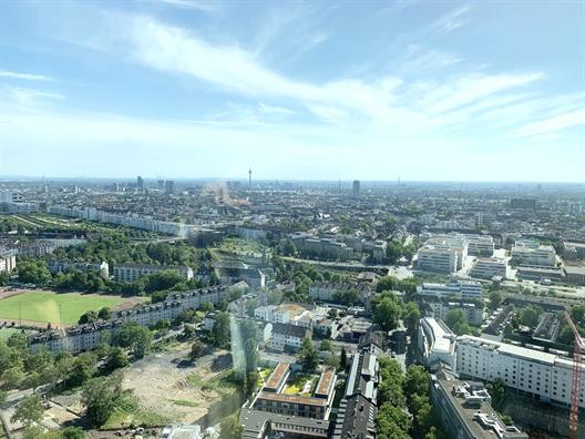 Der ARAG-Tower bietet einen eindrucksvollen Ausblick über Düsseldorf.
