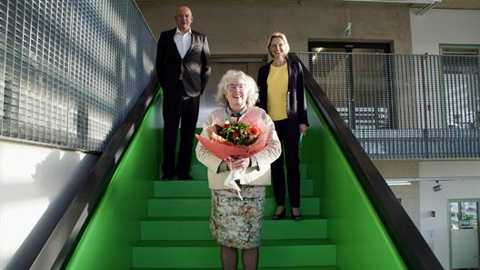 Die neue Dekanin des Fachbereiches Wirtschaftswissenschaften  Prof. Dr. Astrid Lachmann und der Prodekan, Prof. Dr. Philipp Freitag verabschiedeten Prof. Dr. Felicitas Albers in den wohlverdienten Ruhestand.