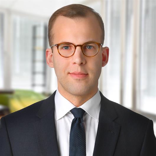 1.7.: Gastvortrag von RA Dr. Justus Frank, Maître en Droit, LL.M., Hogan Lovells 